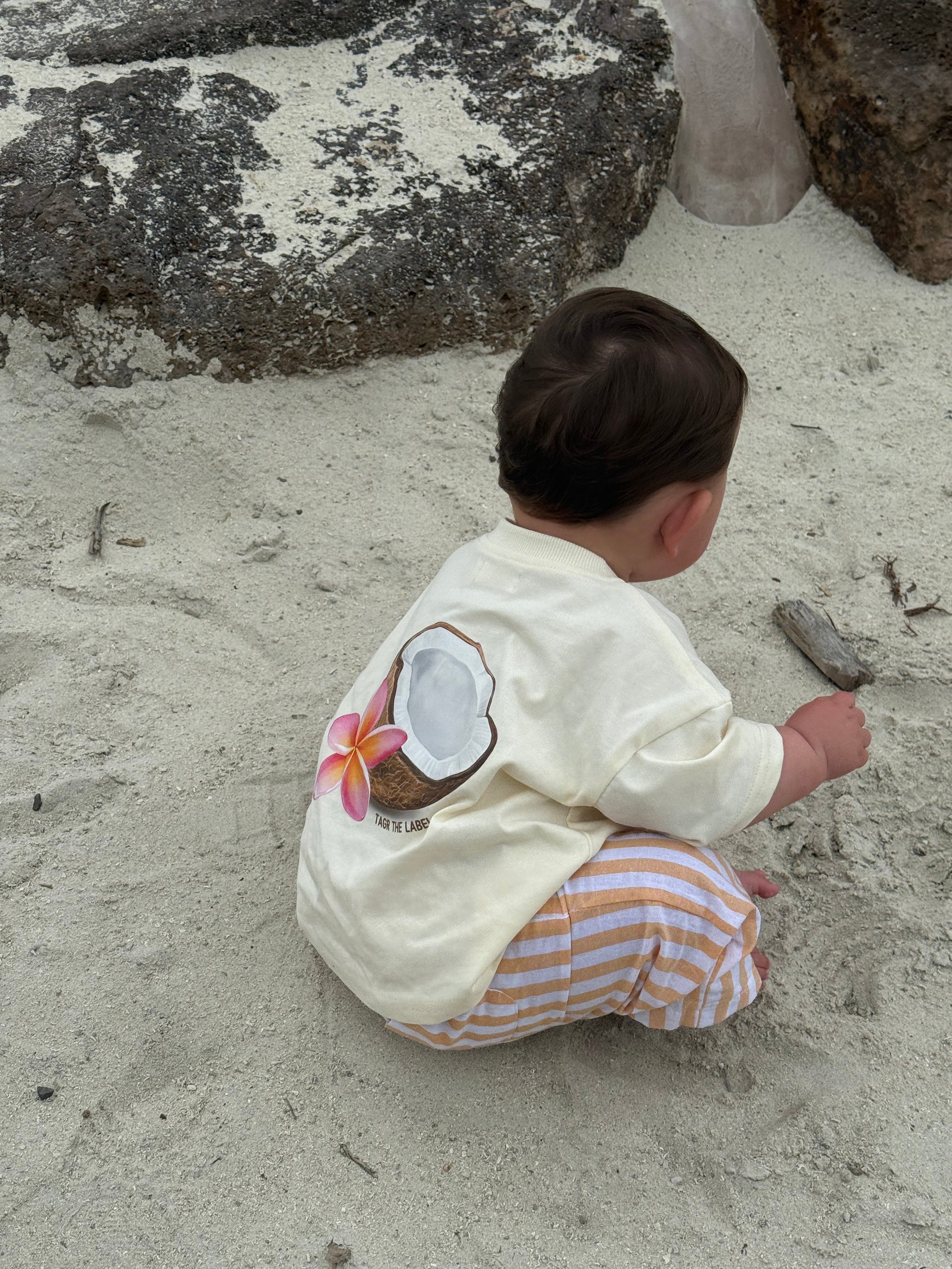 ISLAND BLOOM OVERSIZED TEE