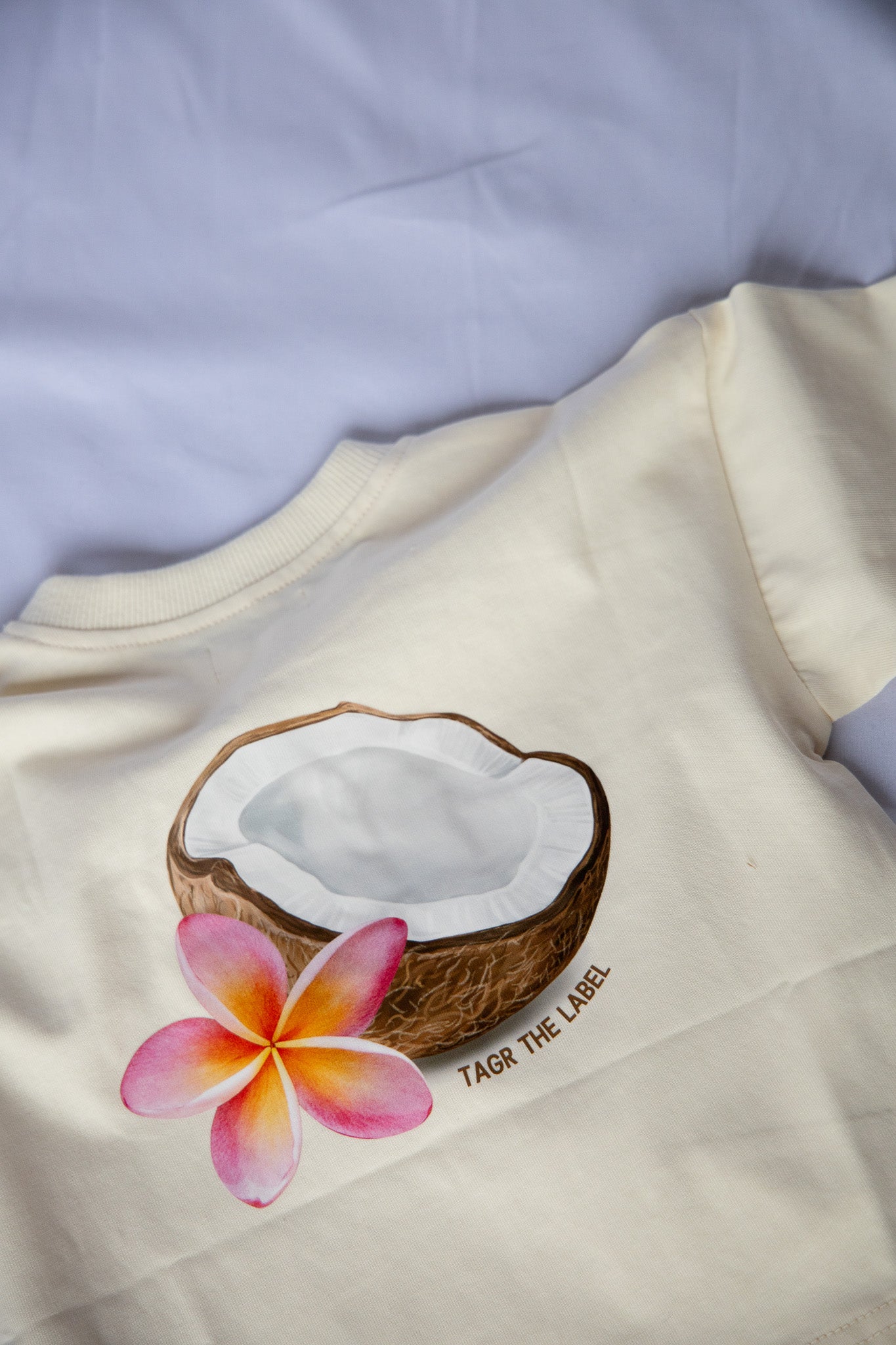 ISLAND BLOOM OVERSIZED TEE