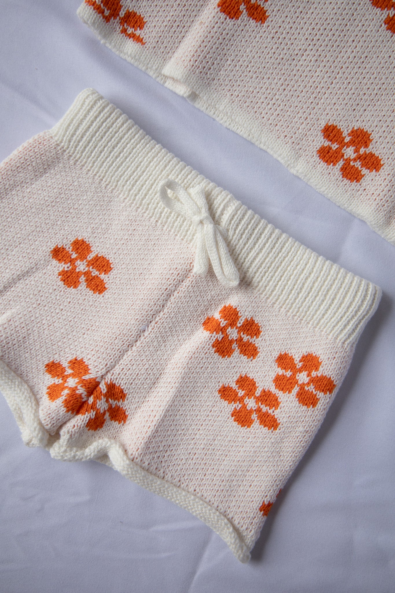 DAISY KNITTED SET